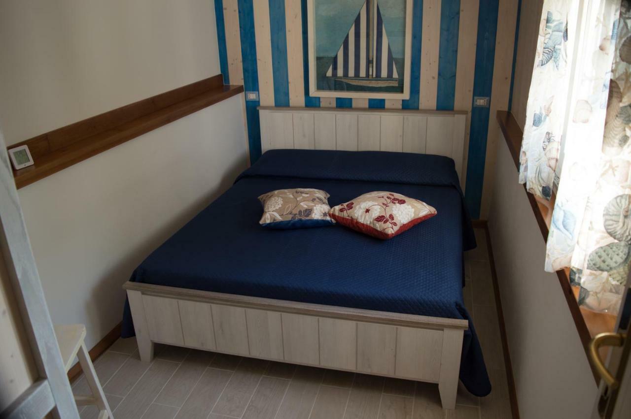 Nel Verde Del Villaggio - Casetta Celeste Гонеса Екстериор снимка